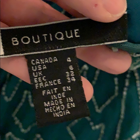 Beautiful Christmas party dress! - Picture 4 of 5